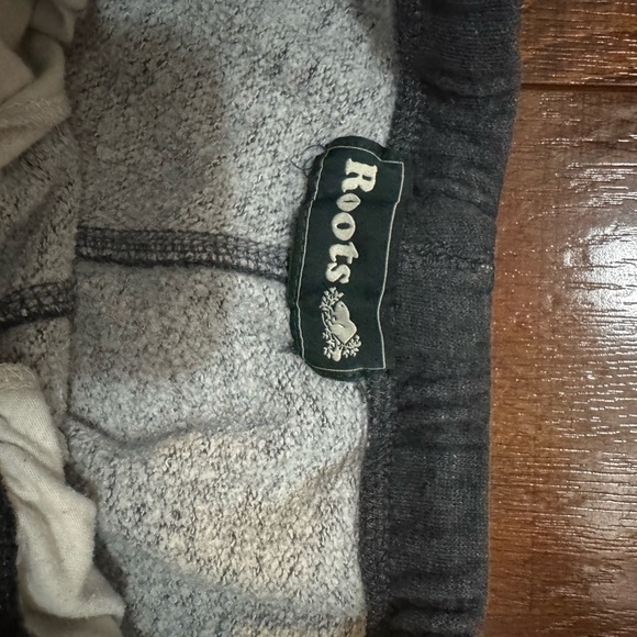 Roots sweatpants - Picture 2 of 5